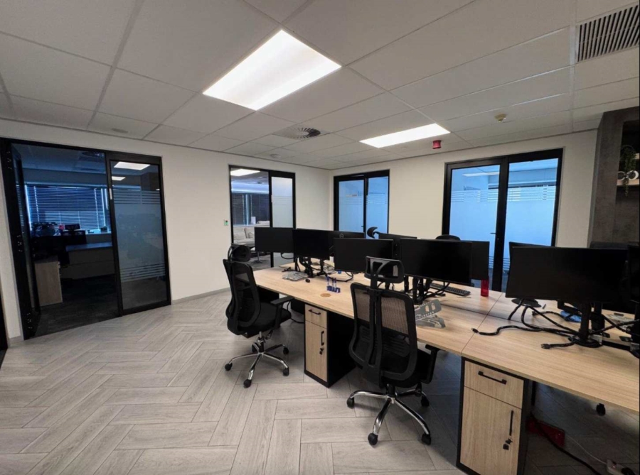 To Let Commercial Property for Rent in Foreshore Western Cape